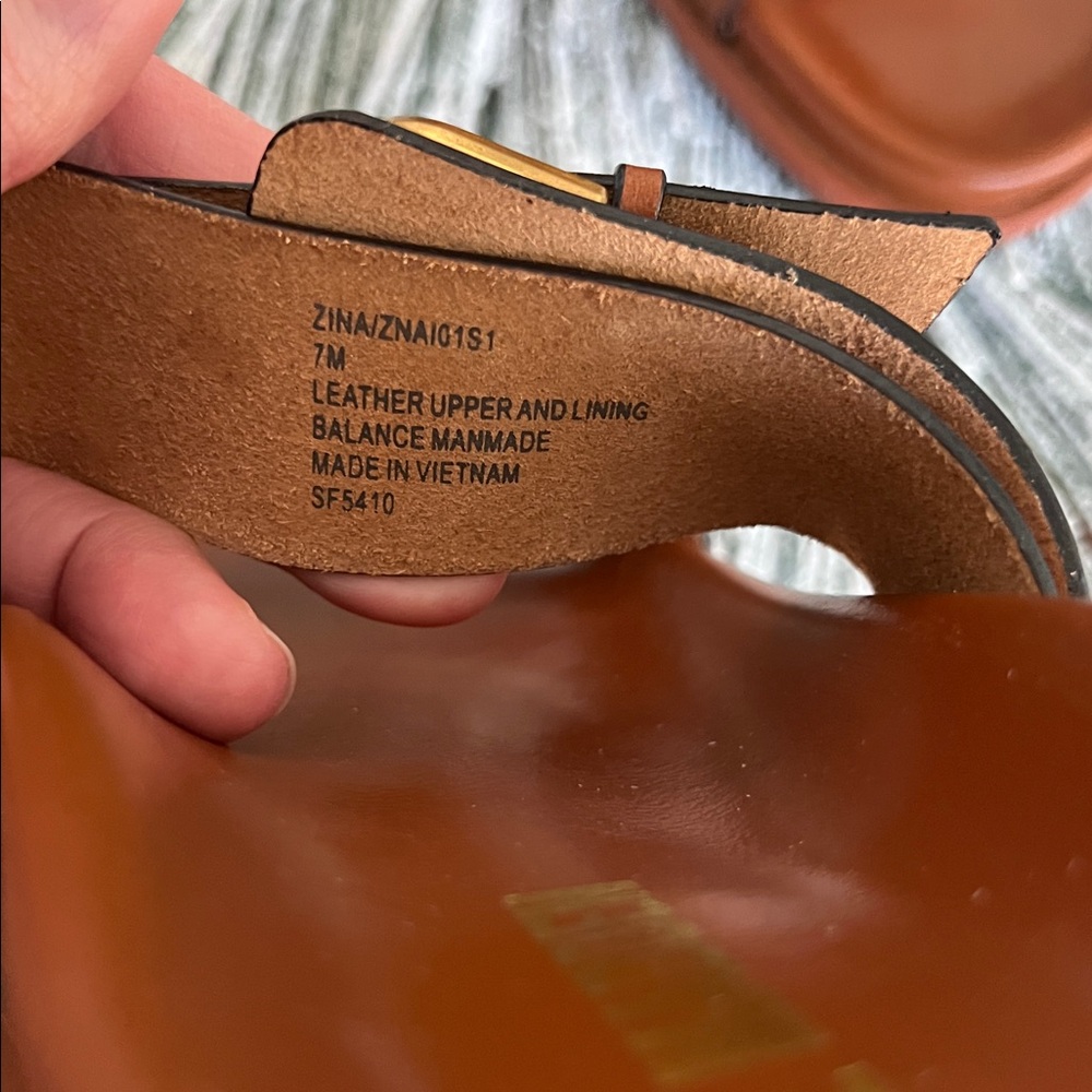 Steve Madden Tan Double Buckle Slides - Picture 6 of 6